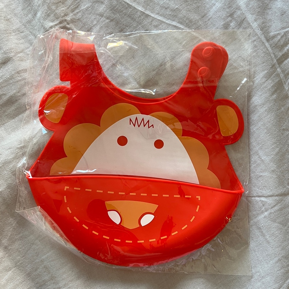Silicone Baby Bib. New